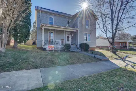 429 West Pine Street, Johnson City, TN 37604