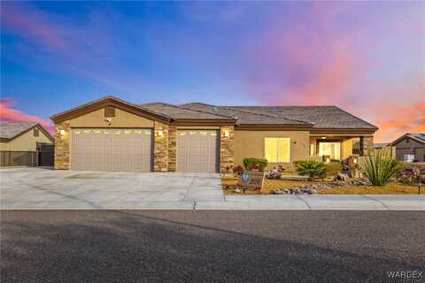 2691 Slide Mountain Loop, Bullhead City, AZ 86442