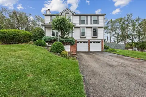 16 Holyoke Dr, Greensburg, PA 15601