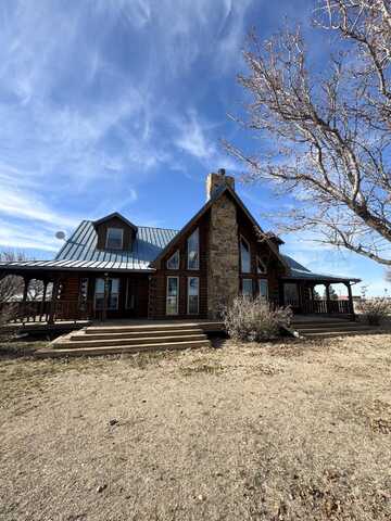 8365 COUNTY ROAD 6 1/2, Pampa, TX 79065