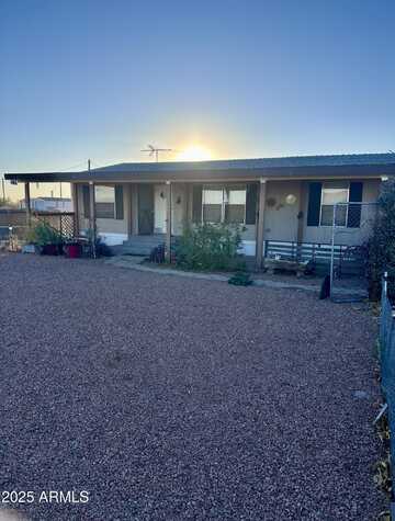 27380 S SANTA FE Road, Congress, AZ 85332