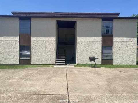 1526 Pine Ridge Drive, College Station, TX 77840