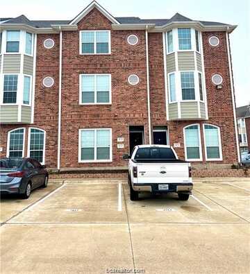 1198 Jones Butler, College Station, TX 77840