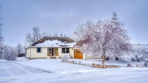 506 Sweetwater Cir -, Wright, WY 82732