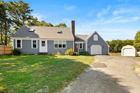 10 Vista Circle, Centerville, MA 02632