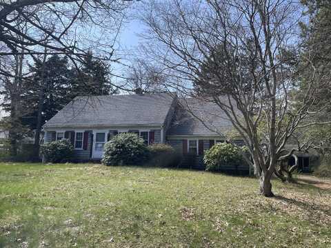 37 Ploughed Neck Road, East Sandwich, MA 02537