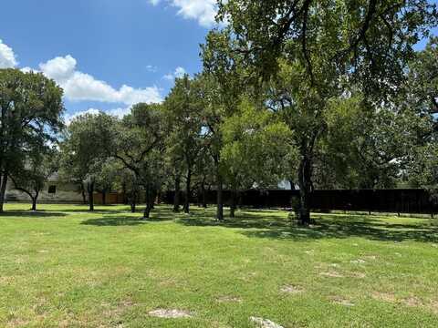 506 Carriage House, Spring Branch, TX 78070