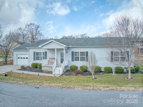 1 N Frederick Lane, Hendersonville, NC 28792