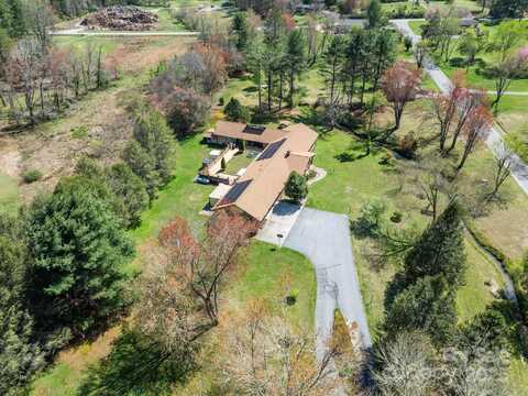 481 Kelly Lane, Pisgah Forest, NC 28768