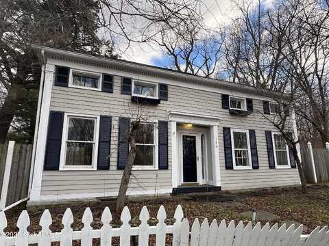 750 Route 9W, Bethlehem, NY 12077