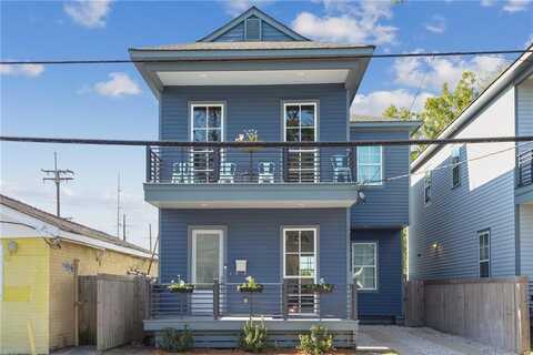 605 N ROCHEBLAVE Street, New Orleans, LA 70119