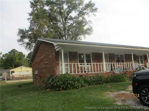 104 W North Street, Roseboro, NC 28382