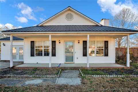 395 Northwoods Drive, Raeford, NC 28376