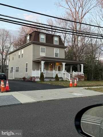 13 WASHINGTON AVENUE, BERLIN, NJ 08009