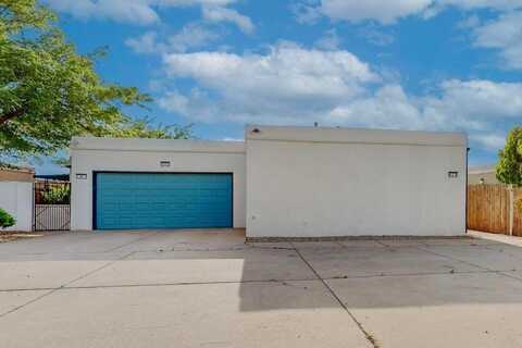 2113 Chelwood NE, Albuquerque, NM 87112