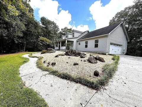 20 Mountain Ridge Road NE, White, GA 30184