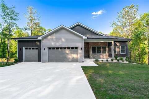 2529 Aniki Bee Drive, Monroe, GA 30656