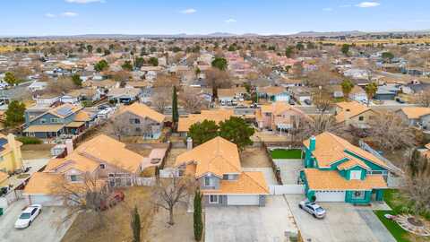 43718 Byron Drive, Lancaster, CA 93535