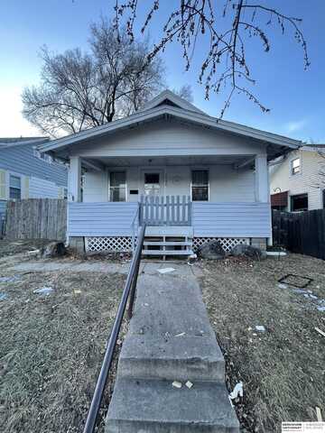 2740 N 49th Street, Omaha, NE 68104