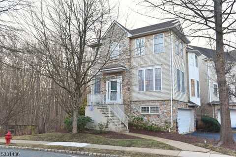 122 Arrowgate Dr, Randolph, NJ 07869