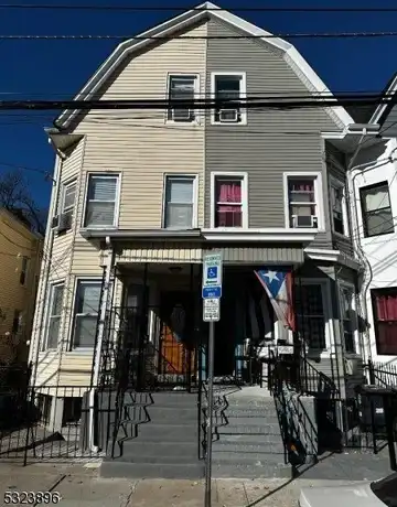 288 Garside St, Newark, NJ 07104