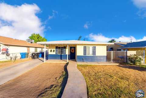 548 Dool Ave, Calexico, CA 92231