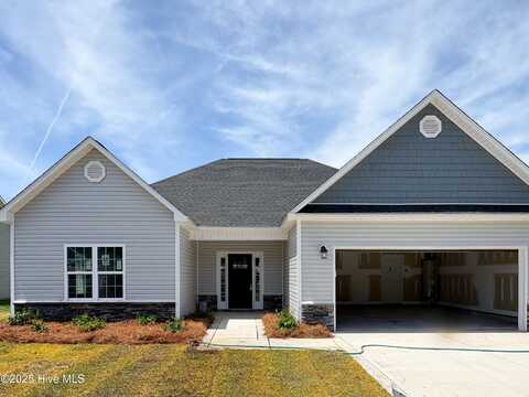 711 Ellabond Street, Sneads Ferry, NC 28460