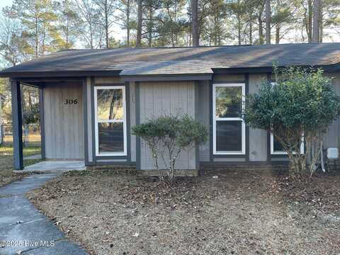 306 Pine Valley Road, Jacksonville, NC 28546