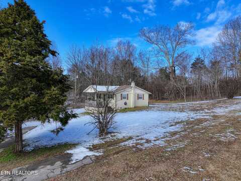 9603 Cannon Ln Lane, Strawberry Plains, TN 37871