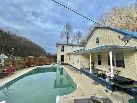 4969 KY-40, Paintsville, KY 41240