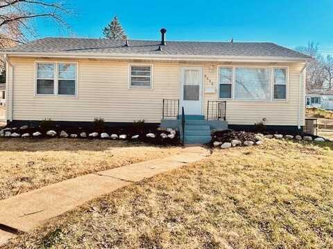 8898 Boyce Place, Jennings, MO 63136