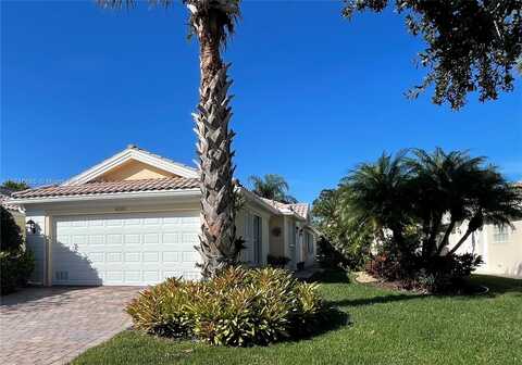 9082 SE Retreat Dr, Hobe Sound, FL 33455