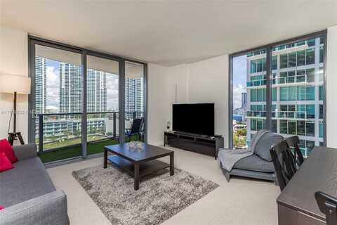 31 SE 6th St, Miami, FL 33131