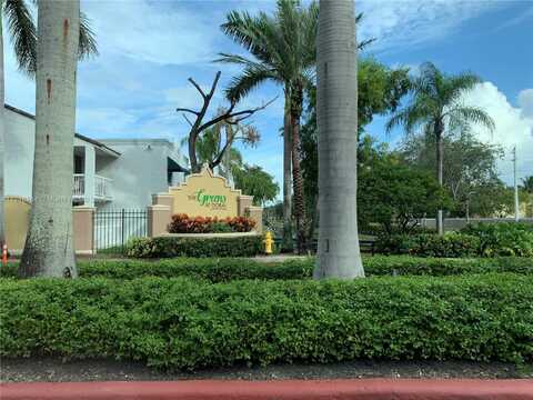 4647 NW 97th Pl, Doral, FL 33178