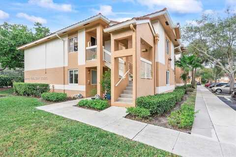 723 NW 92nd Ave, Plantation, FL 33324