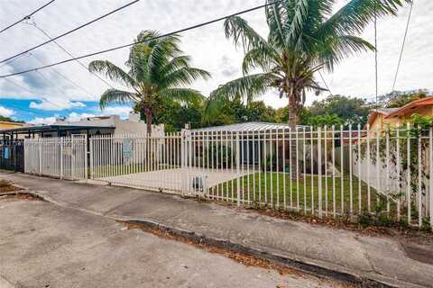 136 NW 53rd St, Miami, FL 33127