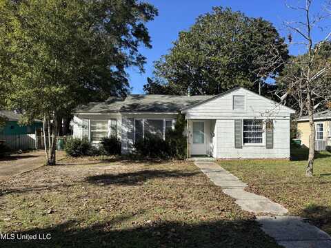 288 Dewey Circle, Biloxi, MS 39531