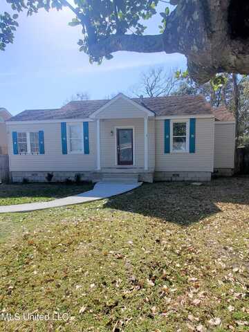 124 Ocean Wave Avenue, Long Beach, MS 39560