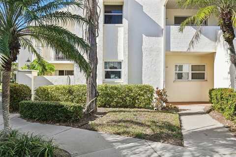 760 VILLAGE CIRCLE, VENICE, FL 34292