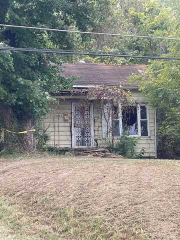 203 S Atkinson, Earlington, KY 42410