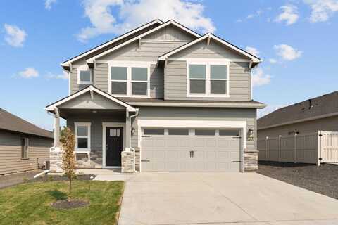 3658 NW 8th Street, Redmond, OR 97756