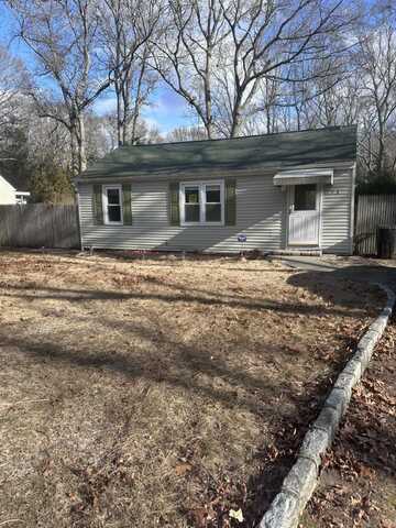 71 S Swezeytown Road, Middle Island, NY 11953