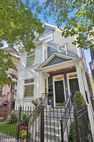 3710 N Paulina Street, Chicago, IL 60613