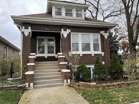 2500 Lombard Avenue, Berwyn, IL 60402