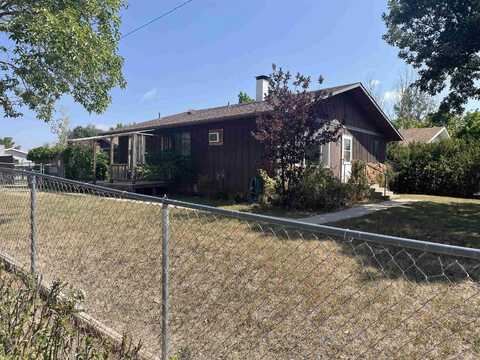 2048 Jennings Avenue, Hot Springs, SD 57747