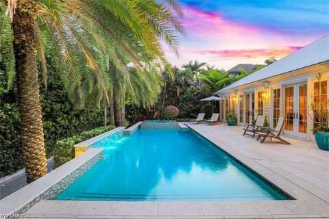 154 4th, NAPLES, FL 34102