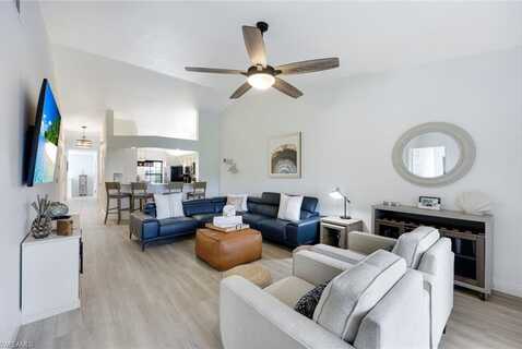 824 Tanbark, NAPLES, FL 34108