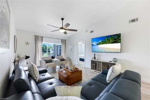 824 Tanbark, NAPLES, FL 34108