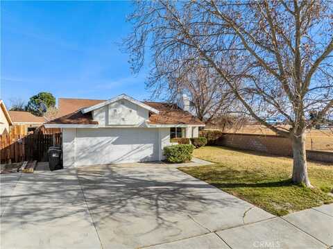 45260 7th Street E, Lancaster, CA 93535