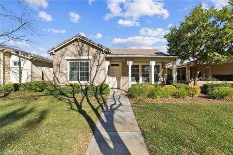 1568 Four Seasons Circle, Beaumont, CA 92223